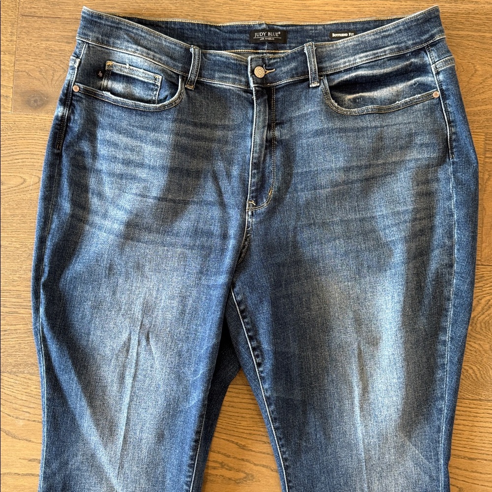 Judy Blue One Fine Day Boyfriend Fit Jeans Women’s 22W Non-Distressed Roomy Leg - Picture 3 of 16